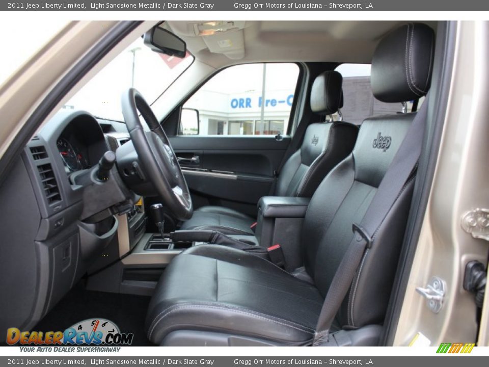 2011 Jeep Liberty Limited Light Sandstone Metallic / Dark Slate Gray Photo #16