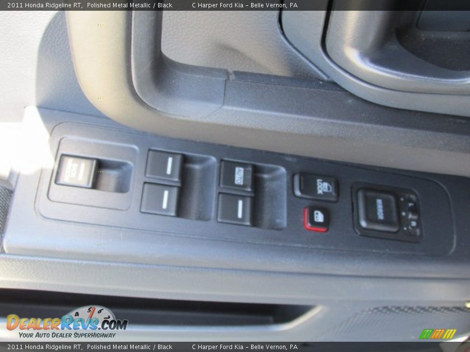 2011 Honda Ridgeline RT Polished Metal Metallic / Black Photo #17