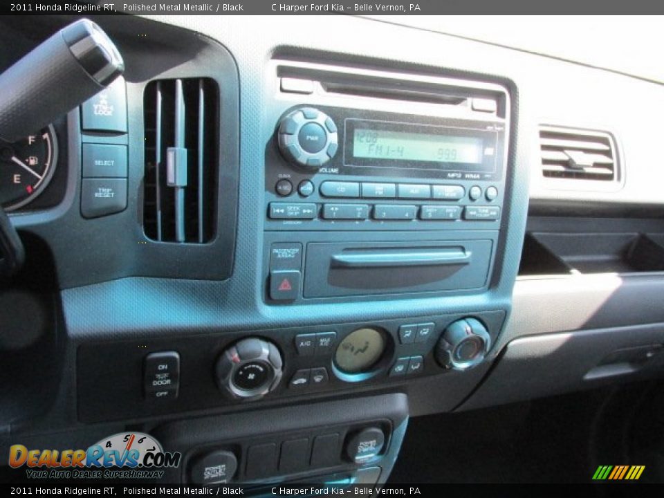 2011 Honda Ridgeline RT Polished Metal Metallic / Black Photo #18
