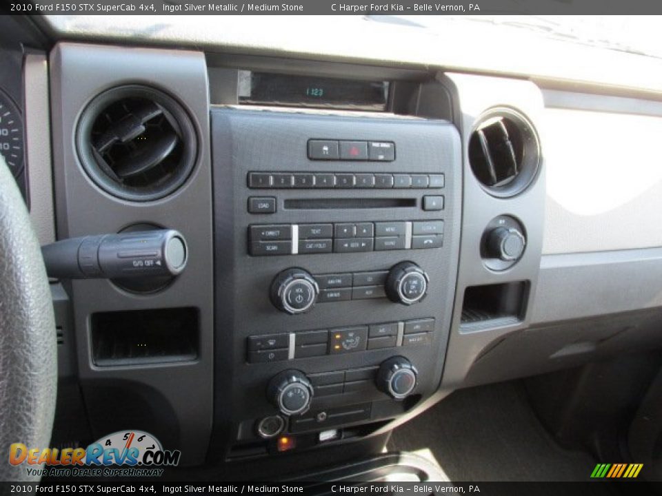 2010 Ford F150 STX SuperCab 4x4 Ingot Silver Metallic / Medium Stone Photo #18