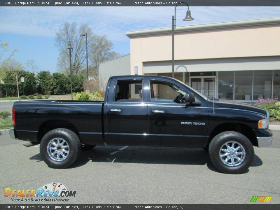 2005 Dodge Ram 1500 SLT Quad Cab 4x4 Black / Dark Slate Gray Photo #10