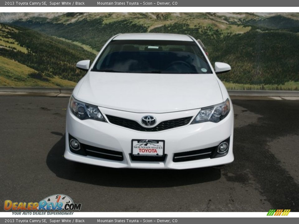 2013 Toyota Camry SE Super White / Black Photo #3