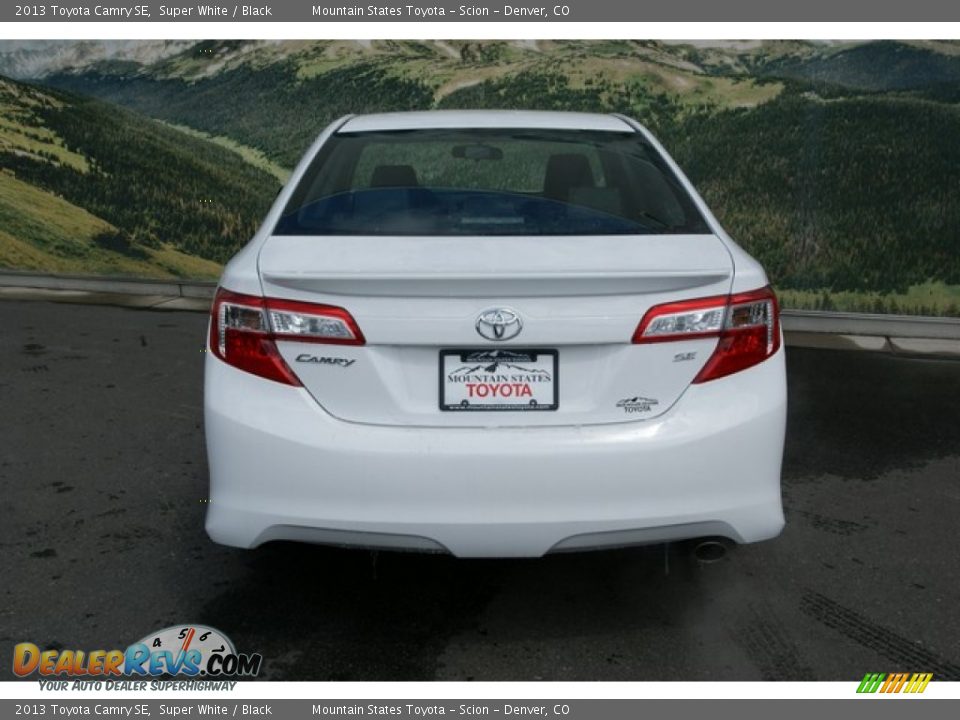 2013 Toyota Camry SE Super White / Black Photo #4