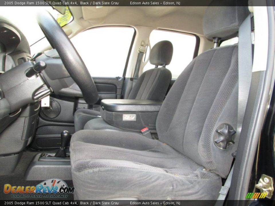 2005 Dodge Ram 1500 SLT Quad Cab 4x4 Black / Dark Slate Gray Photo #14