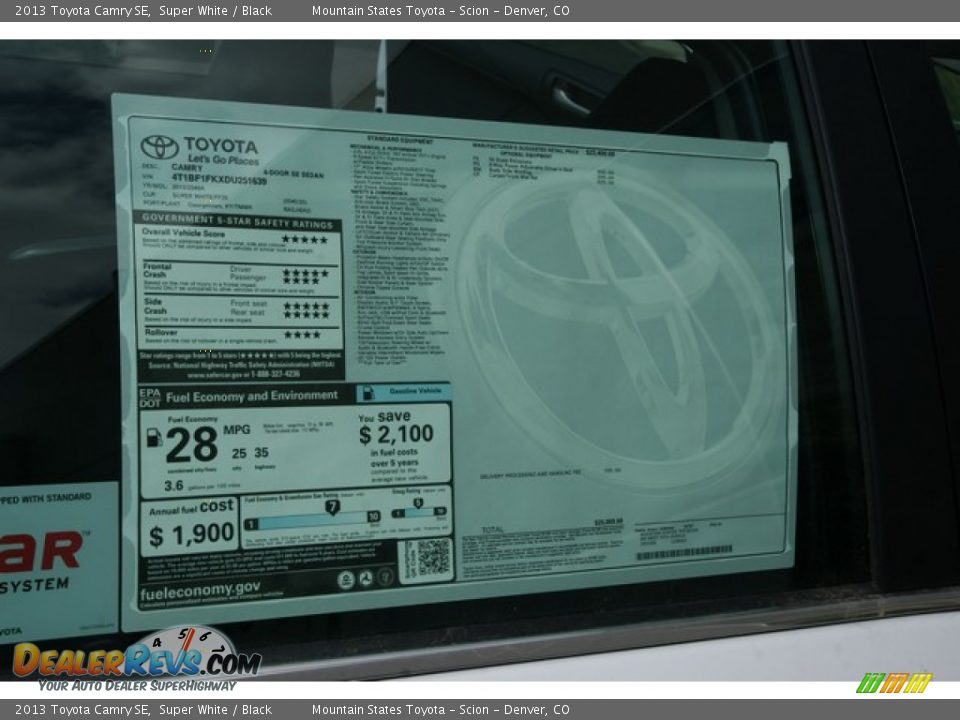 2013 Toyota Camry SE Super White / Black Photo #10