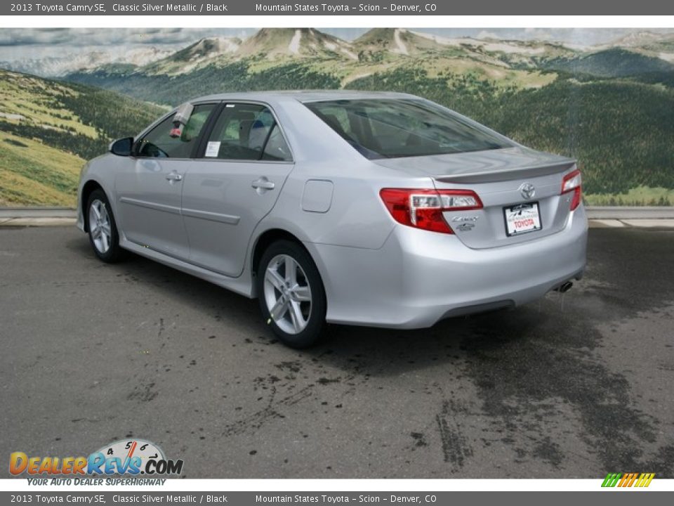 2013 Toyota Camry SE Classic Silver Metallic / Black Photo #2