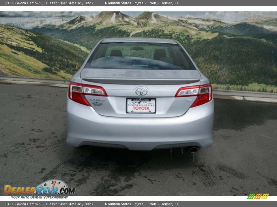 2013 Toyota Camry SE Classic Silver Metallic / Black Photo #4