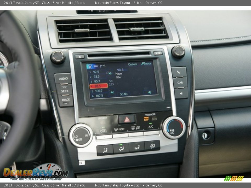 2013 Toyota Camry SE Classic Silver Metallic / Black Photo #6
