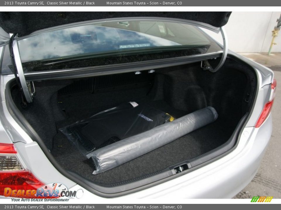2013 Toyota Camry SE Classic Silver Metallic / Black Photo #8