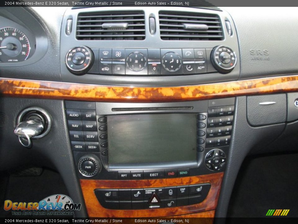 Controls of 2004 Mercedes-Benz E 320 Sedan Photo #20
