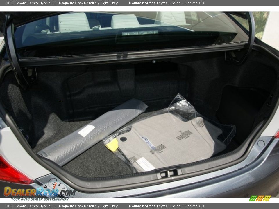 2013 Toyota Camry Hybrid LE Magnetic Gray Metallic / Light Gray Photo #8