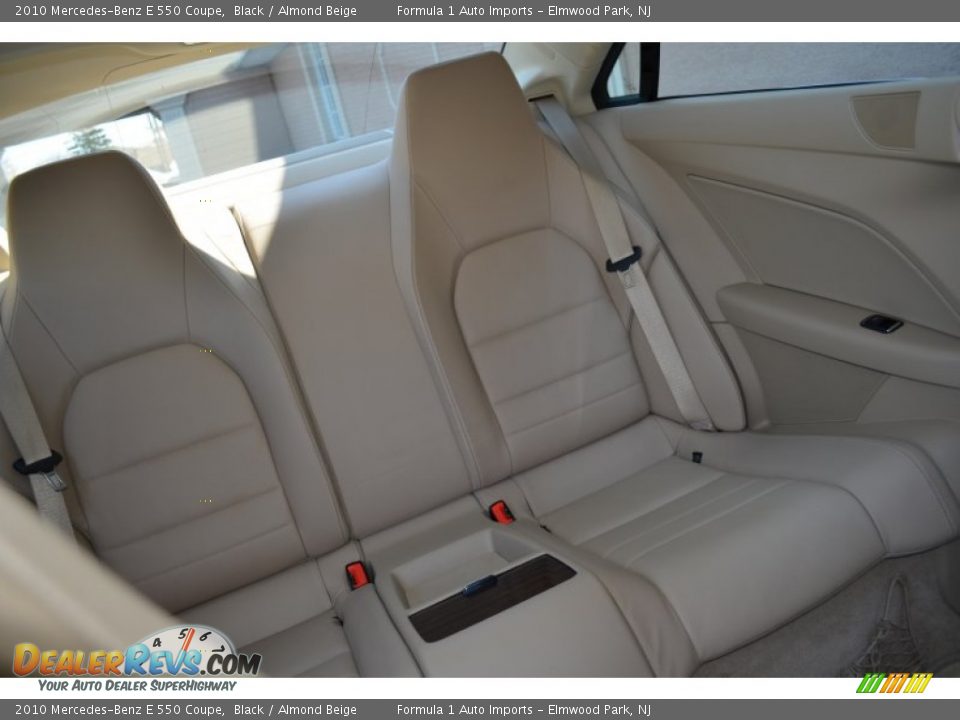 2010 Mercedes-Benz E 550 Coupe Black / Almond Beige Photo #32