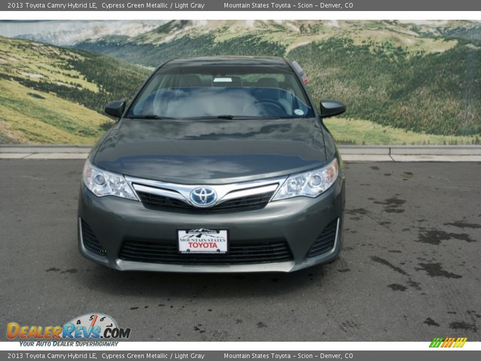 2013 Toyota Camry Hybrid LE Cypress Green Metallic / Light Gray Photo #3