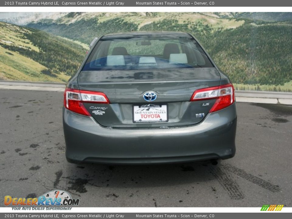 2013 Toyota Camry Hybrid LE Cypress Green Metallic / Light Gray Photo #4