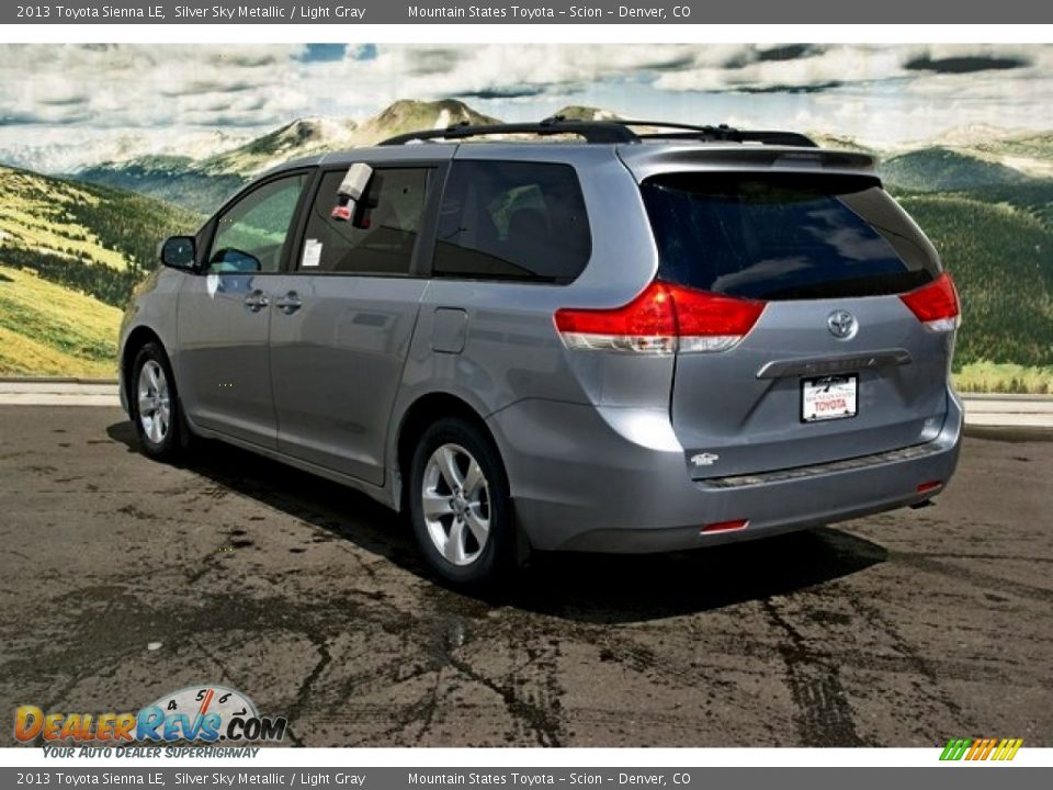 2013 Toyota Sienna LE Silver Sky Metallic / Light Gray Photo #2