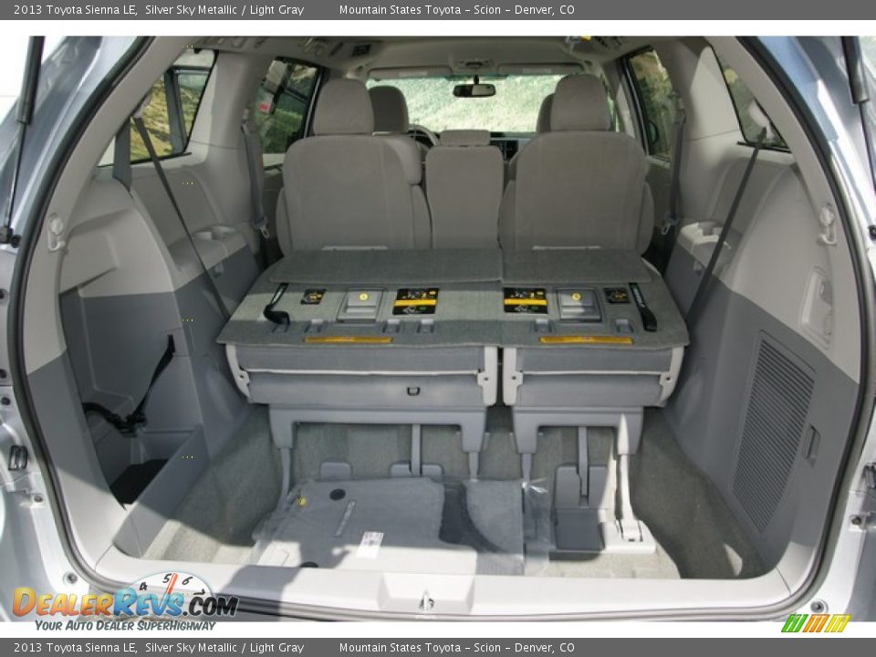2013 Toyota Sienna LE Silver Sky Metallic / Light Gray Photo #9