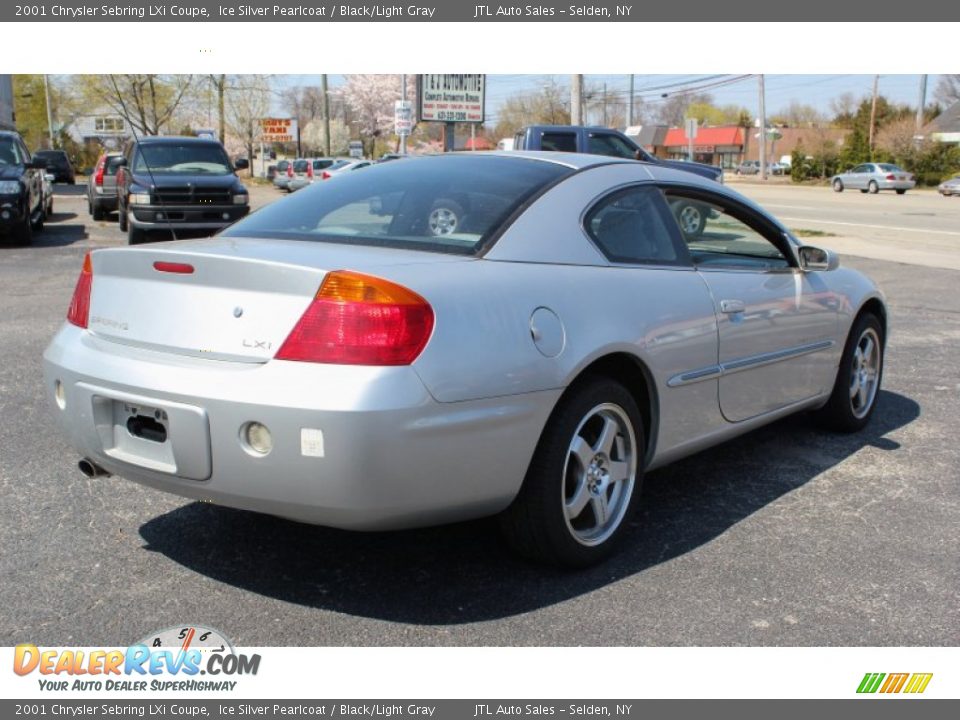 2001 Chrysler Sebring LXi Coupe Ice Silver Pearlcoat / Black/Light Gray Photo #6