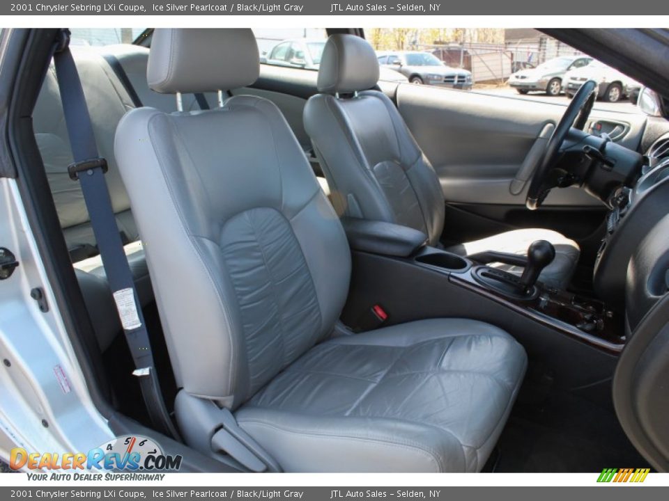 2001 Chrysler Sebring LXi Coupe Ice Silver Pearlcoat / Black/Light Gray Photo #9