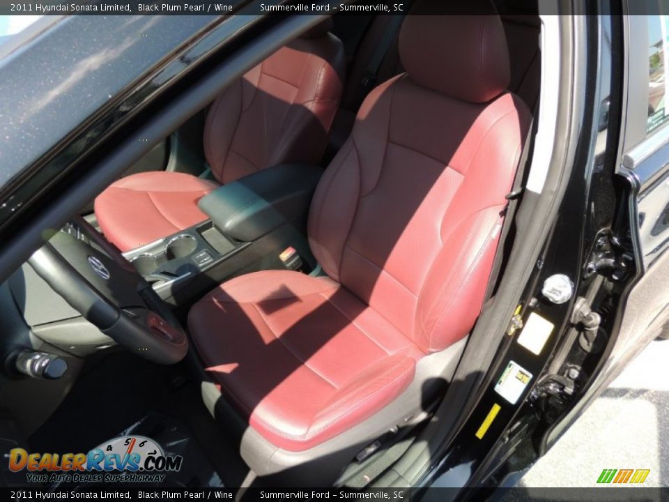 2011 Hyundai Sonata Limited Black Plum Pearl / Wine Photo #5