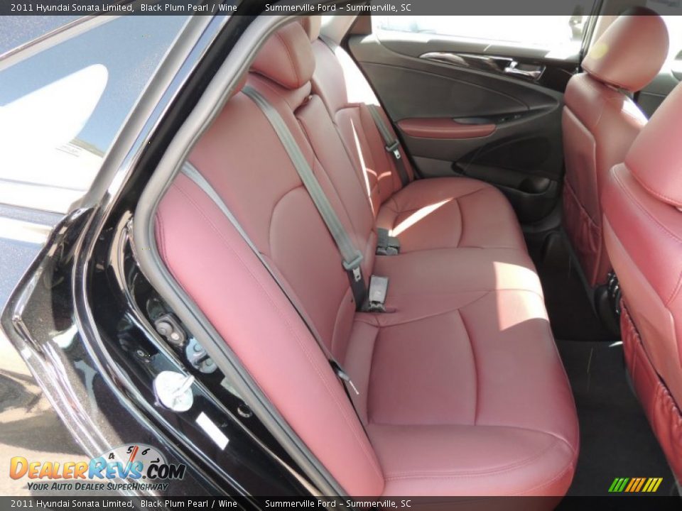 2011 Hyundai Sonata Limited Black Plum Pearl / Wine Photo #11