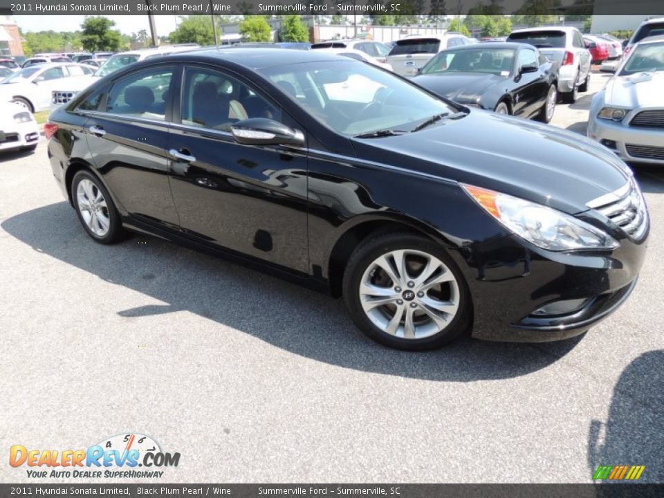 2011 Hyundai Sonata Limited Black Plum Pearl / Wine Photo #13