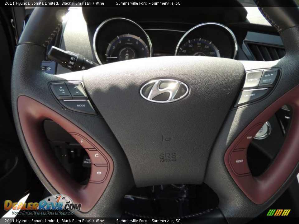 2011 Hyundai Sonata Limited Black Plum Pearl / Wine Photo #22
