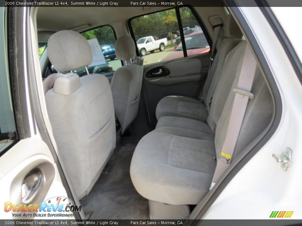 2006 Chevrolet TrailBlazer LS 4x4 Summit White / Light Gray Photo #8