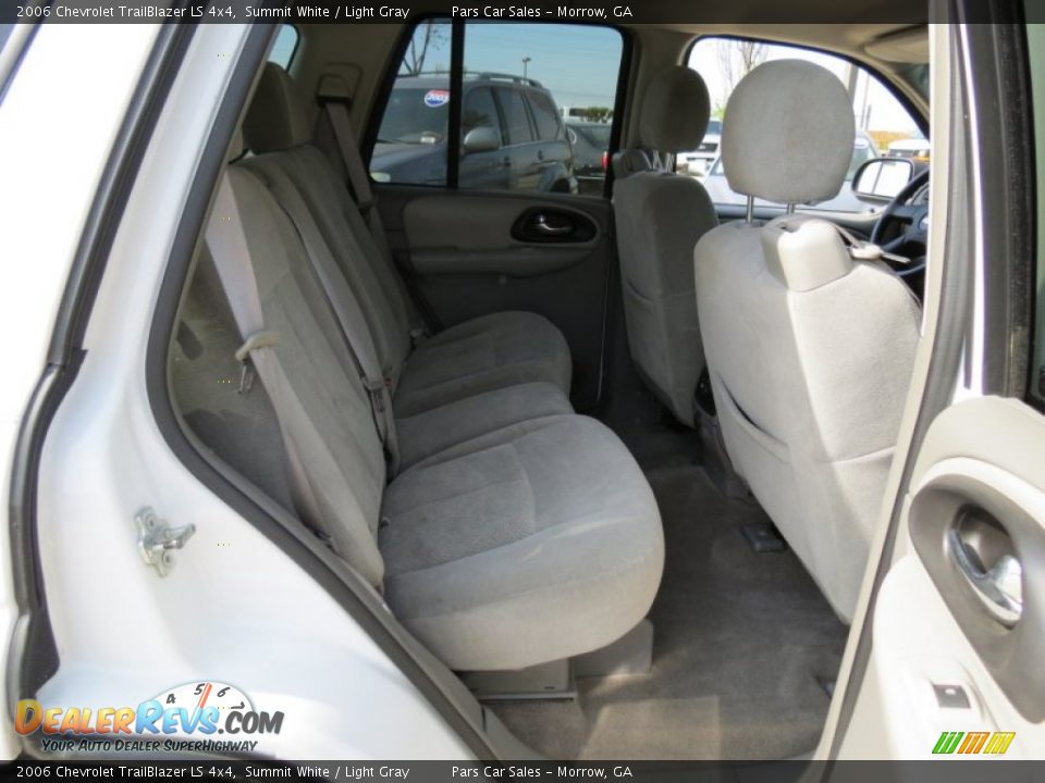 2006 Chevrolet TrailBlazer LS 4x4 Summit White / Light Gray Photo #10
