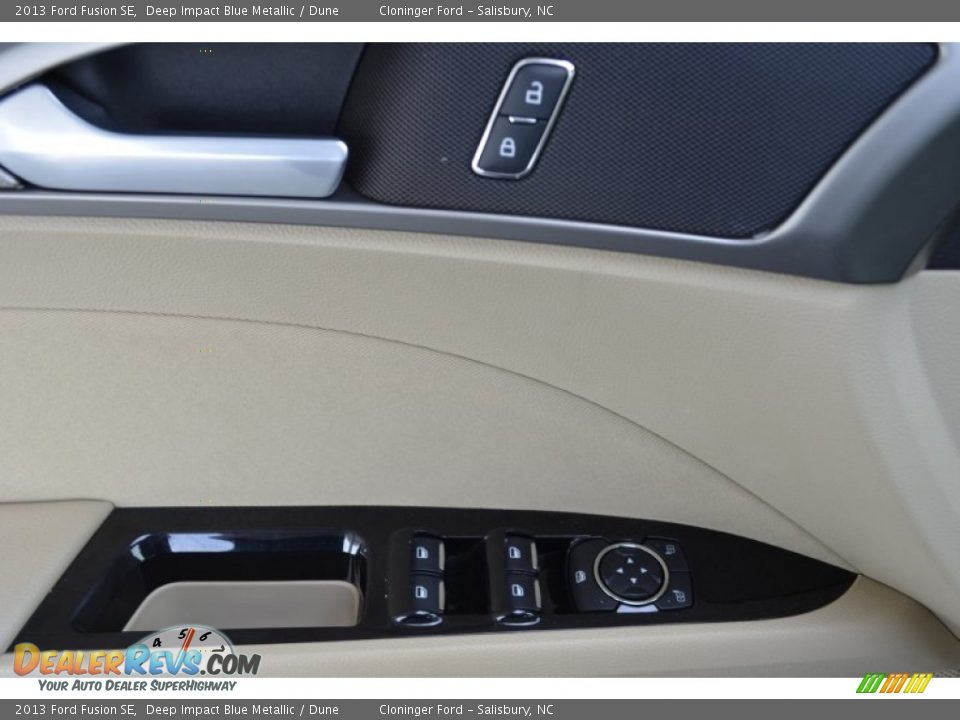 2013 Ford Fusion SE Deep Impact Blue Metallic / Dune Photo #9