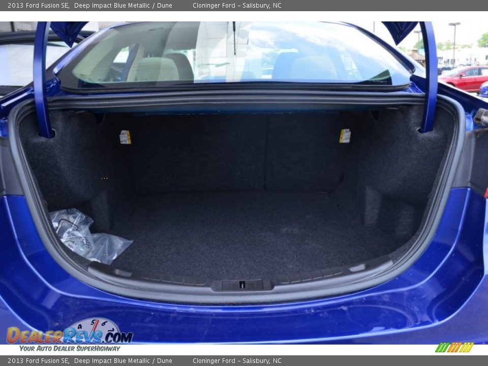 2013 Ford Fusion SE Deep Impact Blue Metallic / Dune Photo #13