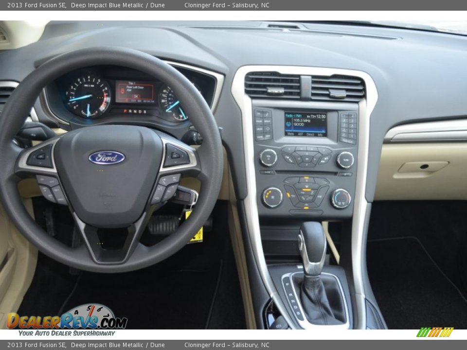 2013 Ford Fusion SE Deep Impact Blue Metallic / Dune Photo #20