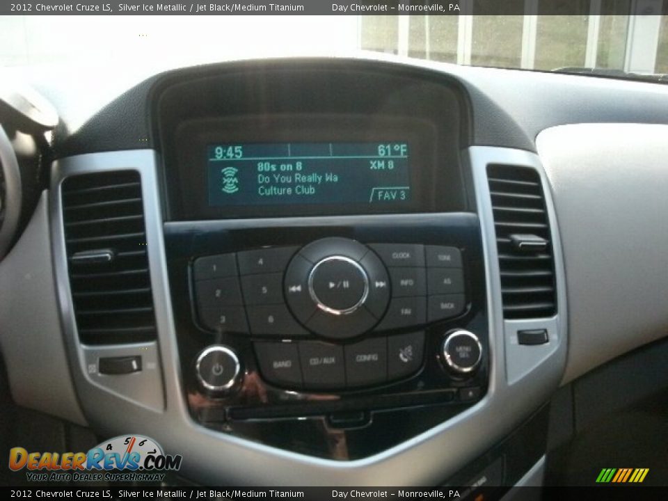 2012 Chevrolet Cruze LS Silver Ice Metallic / Jet Black/Medium Titanium Photo #7