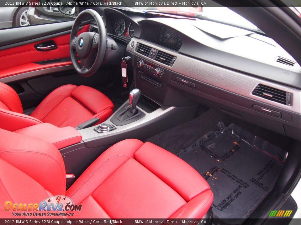 Dashboard of 2012 BMW 3 Series 328i Coupe Photo #4