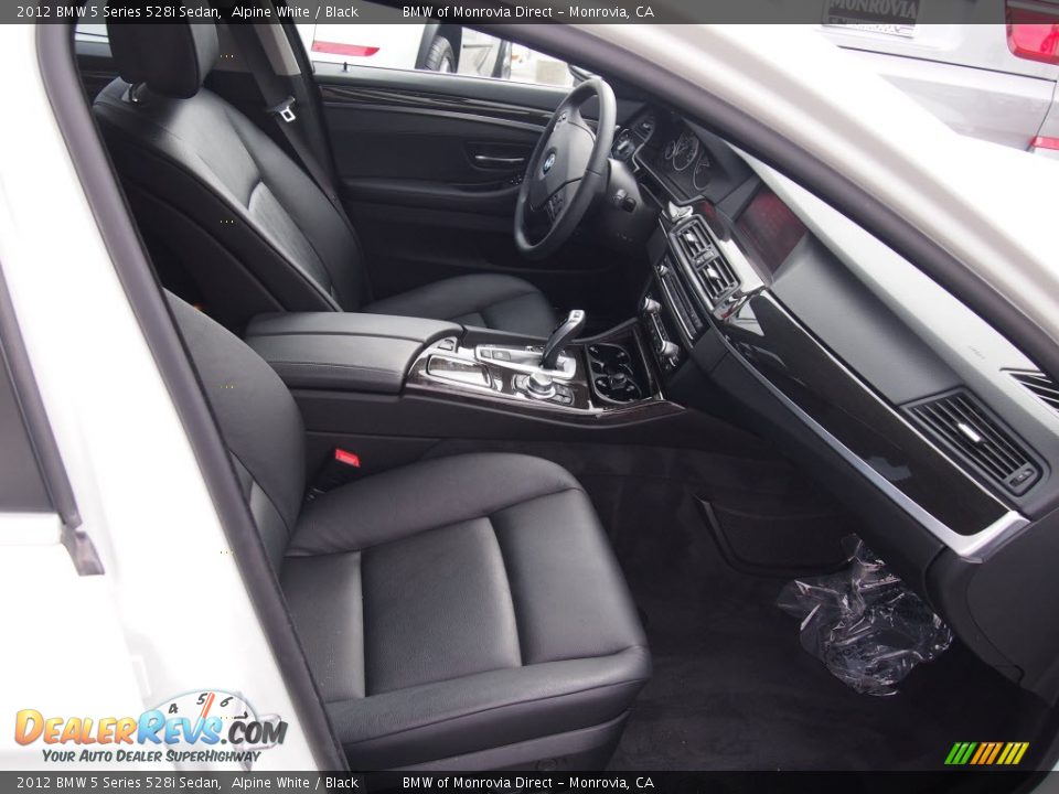 2012 BMW 5 Series 528i Sedan Alpine White / Black Photo #3