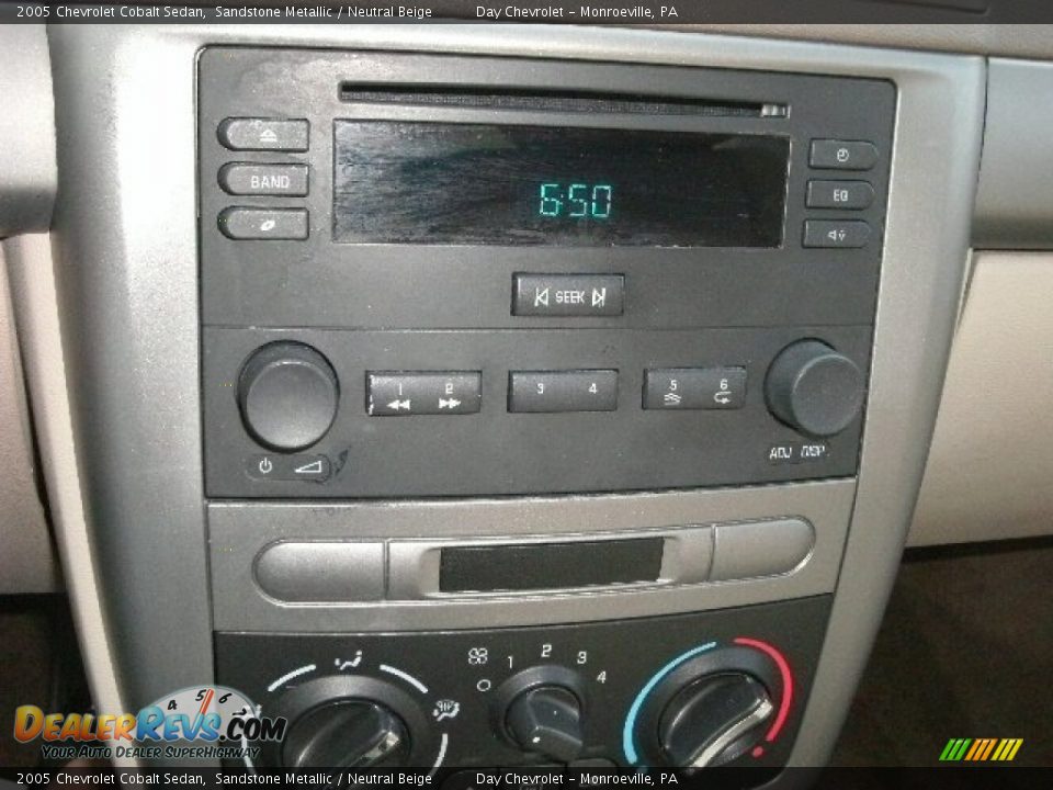 2005 Chevrolet Cobalt Sedan Sandstone Metallic / Neutral Beige Photo #8