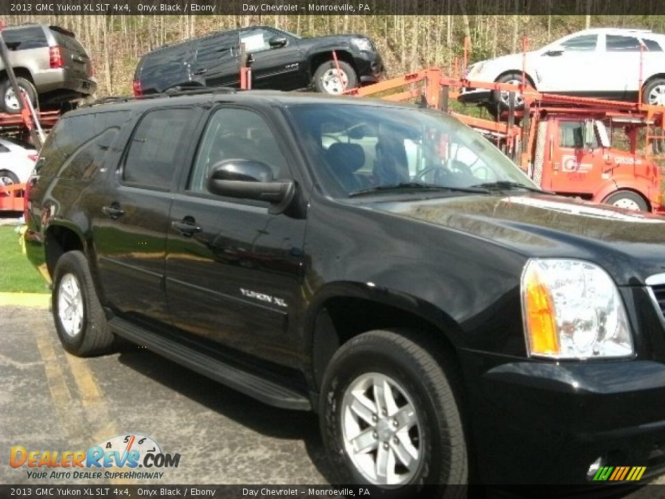 2013 GMC Yukon XL SLT 4x4 Onyx Black / Ebony Photo #1