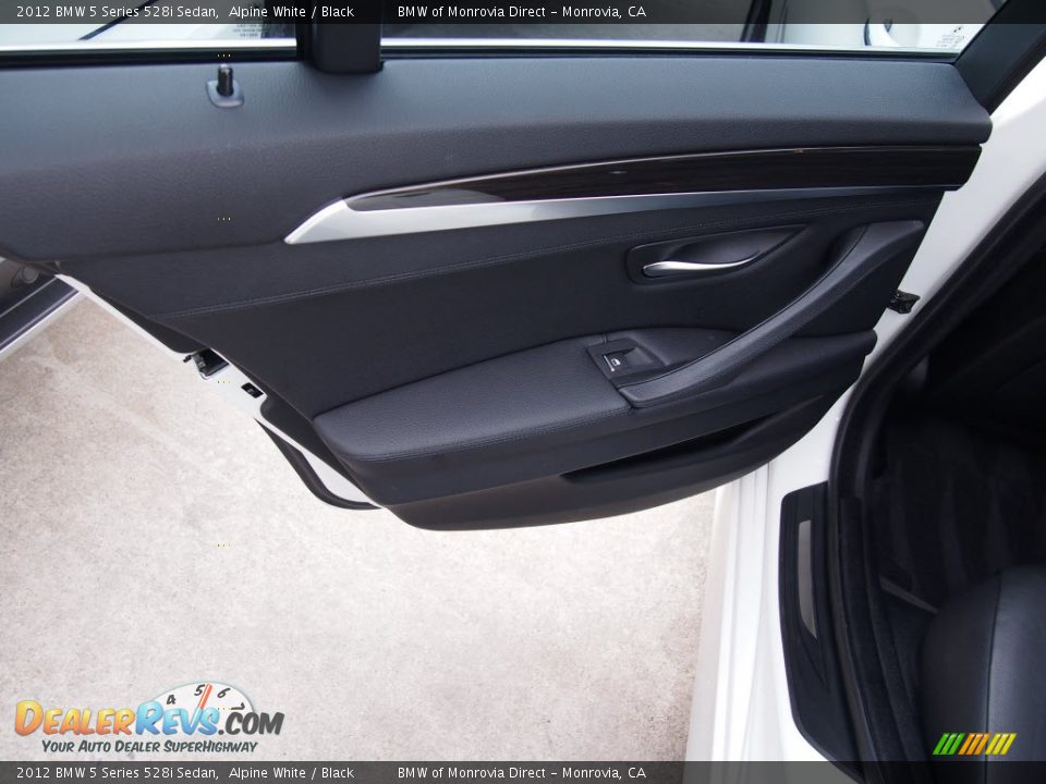 2012 BMW 5 Series 528i Sedan Alpine White / Black Photo #12