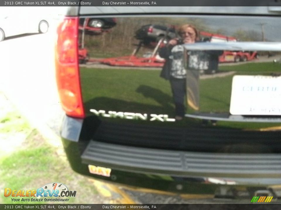 2013 GMC Yukon XL SLT 4x4 Onyx Black / Ebony Photo #5