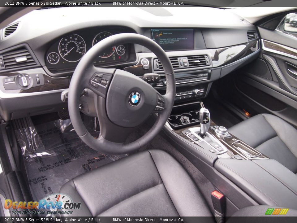 2012 BMW 5 Series 528i Sedan Alpine White / Black Photo #15