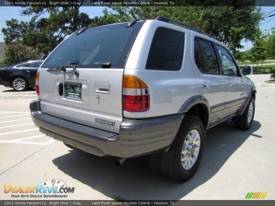 2001 Honda Passport LX Bright Silver / Gray Photo #10