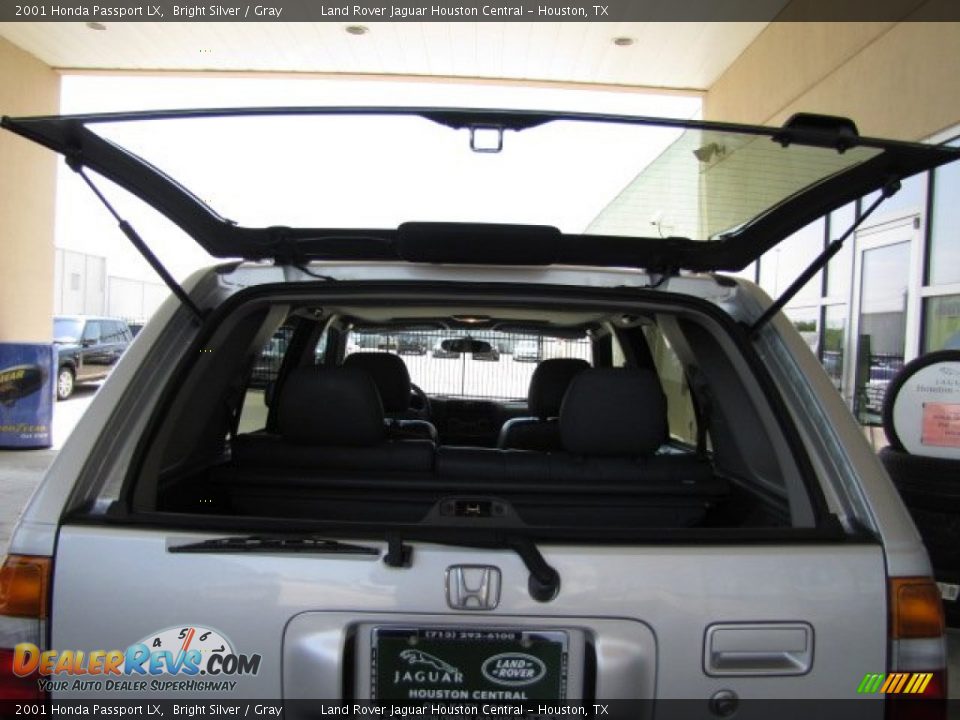 2001 Honda Passport LX Bright Silver / Gray Photo #12