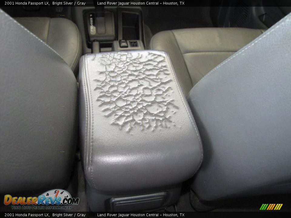 2001 Honda Passport LX Bright Silver / Gray Photo #33