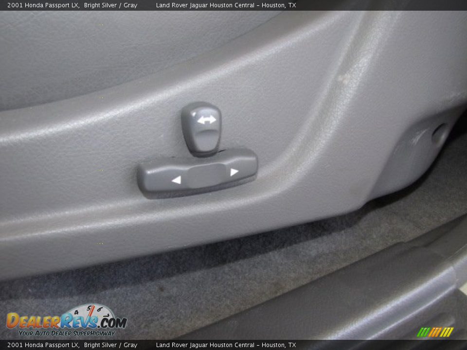 2001 Honda Passport LX Bright Silver / Gray Photo #36