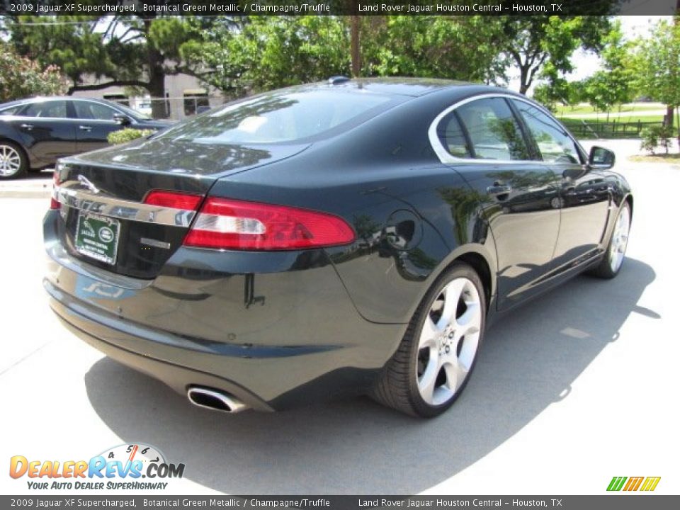 2009 Jaguar XF Supercharged Botanical Green Metallic / Champagne/Truffle Photo #10