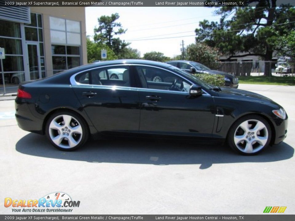2009 Jaguar XF Supercharged Botanical Green Metallic / Champagne/Truffle Photo #11