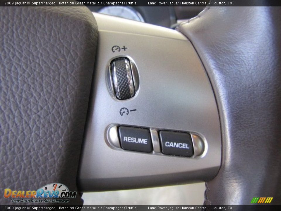 Controls of 2009 Jaguar XF Supercharged Photo #16