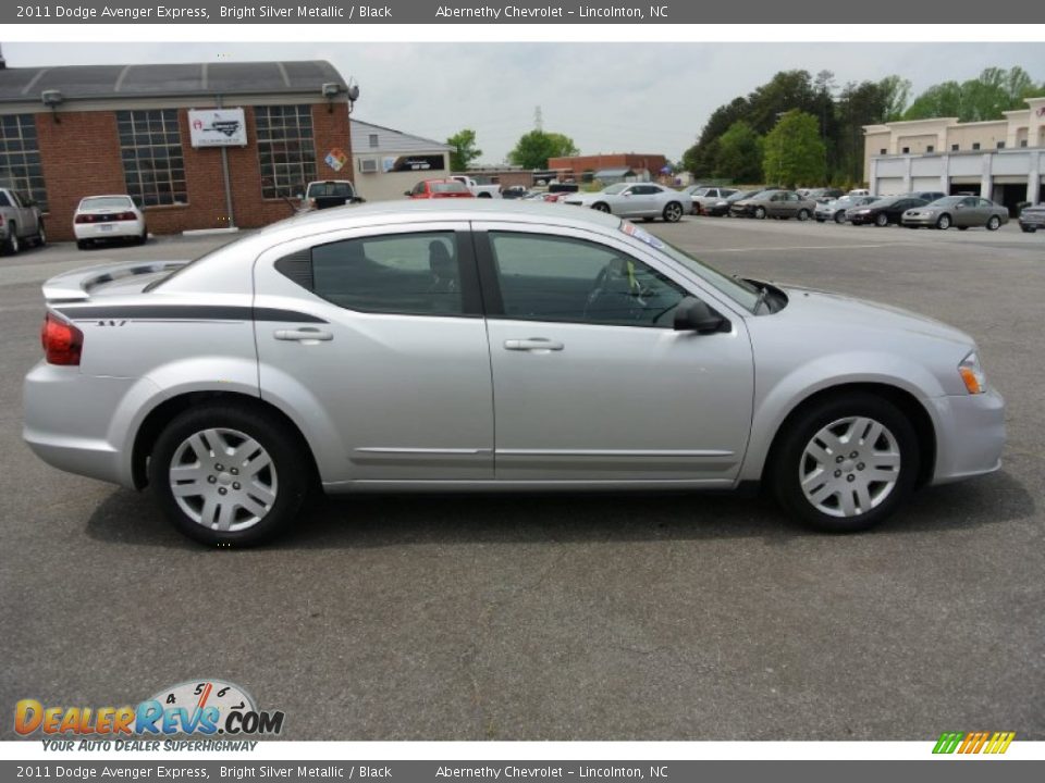 2011 Dodge Avenger Express Bright Silver Metallic / Black Photo #6