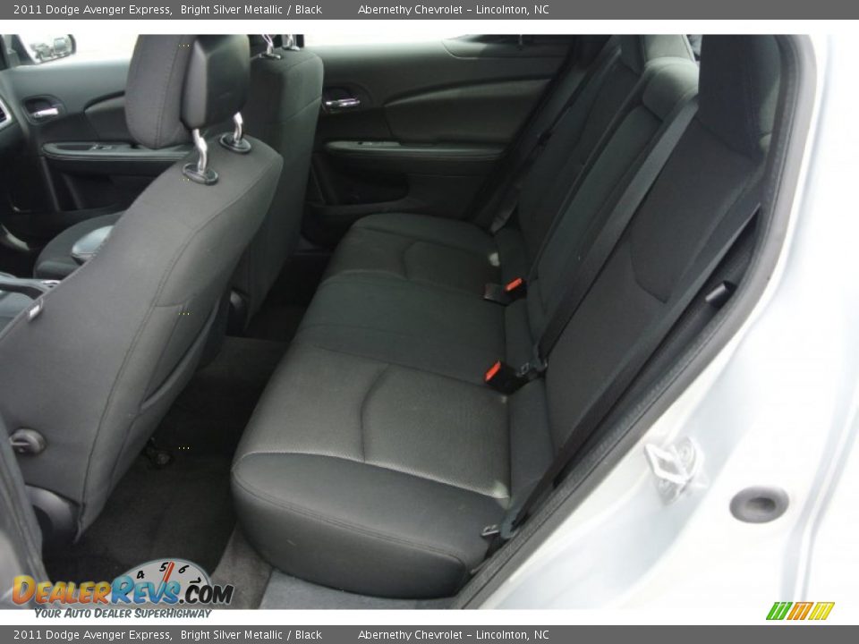2011 Dodge Avenger Express Bright Silver Metallic / Black Photo #12