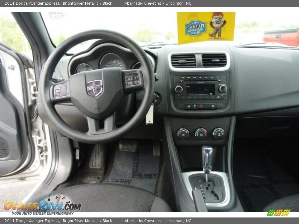 2011 Dodge Avenger Express Bright Silver Metallic / Black Photo #13