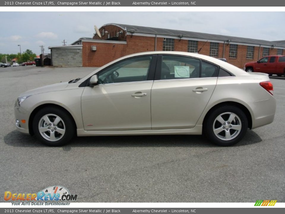 Champagne Silver Metallic 2013 Chevrolet Cruze LT/RS Photo #3